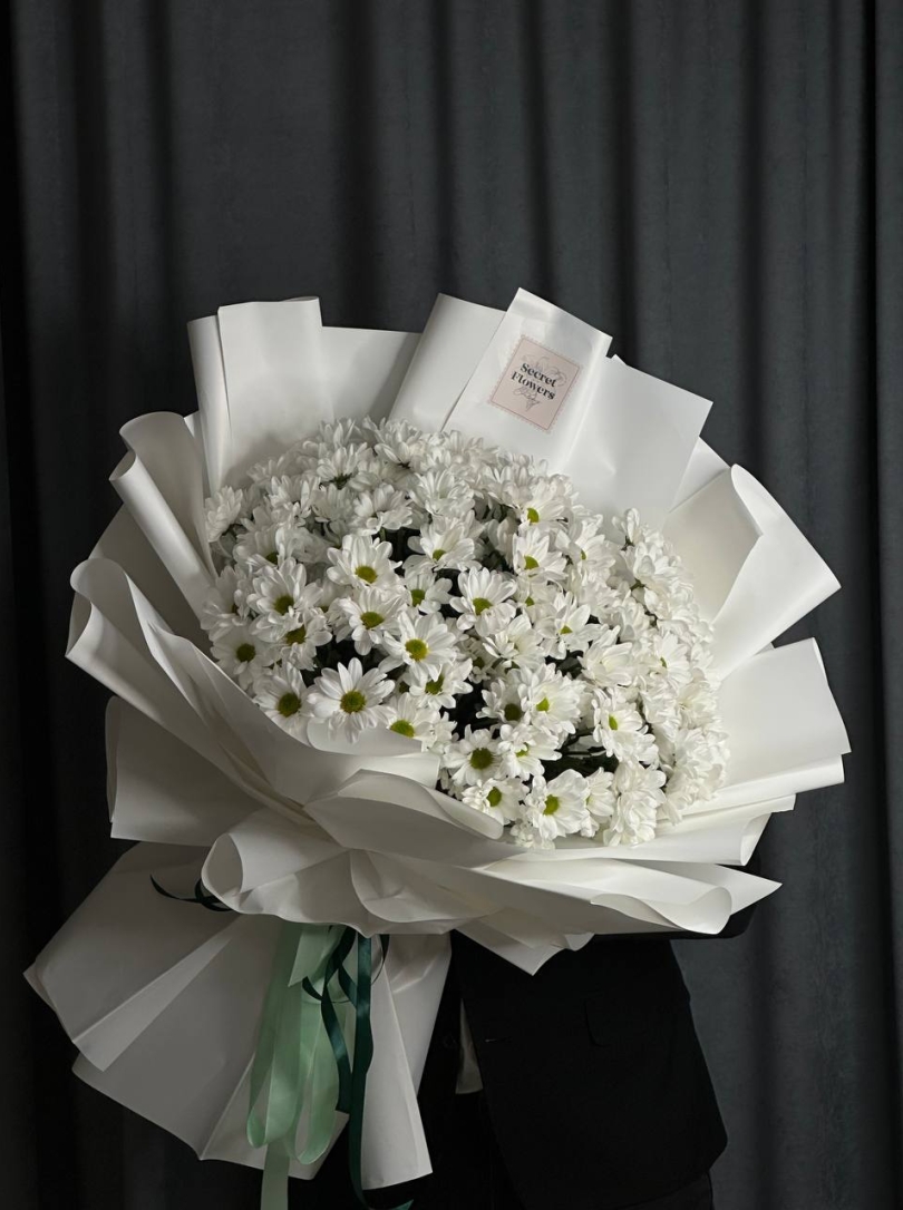 Buchet din 19 crizanteme 